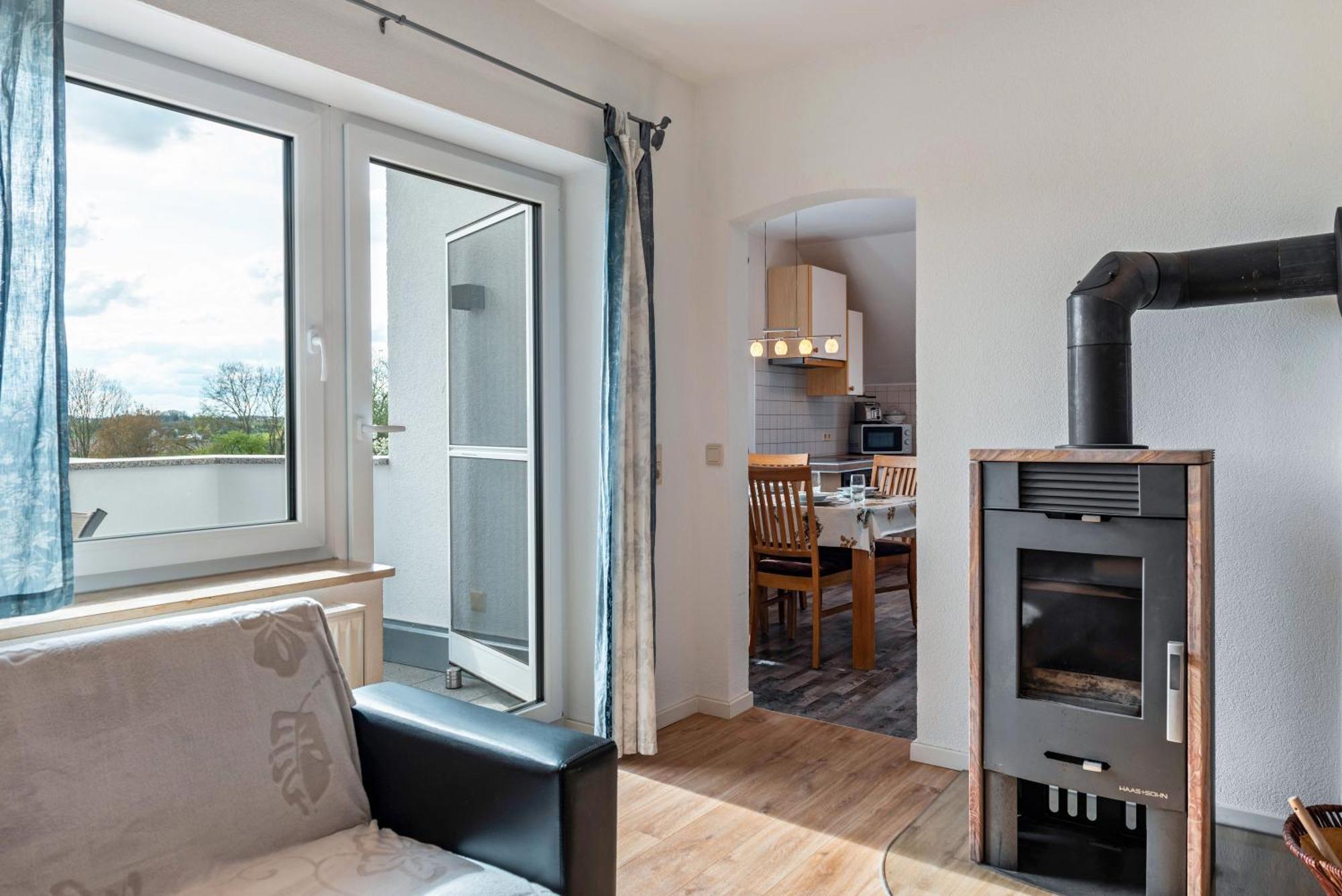 Ferienwohnung Arnold Laubbach Ostrach Exterior foto